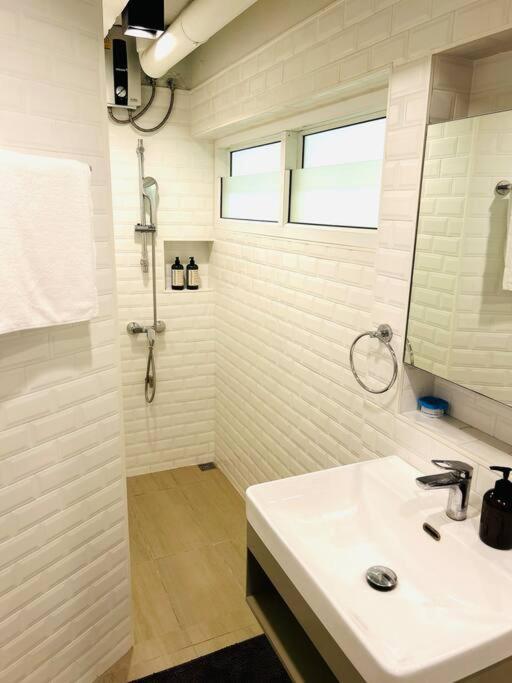 Cozy 2br Duplex-apartment In Thong Lor Bangkok